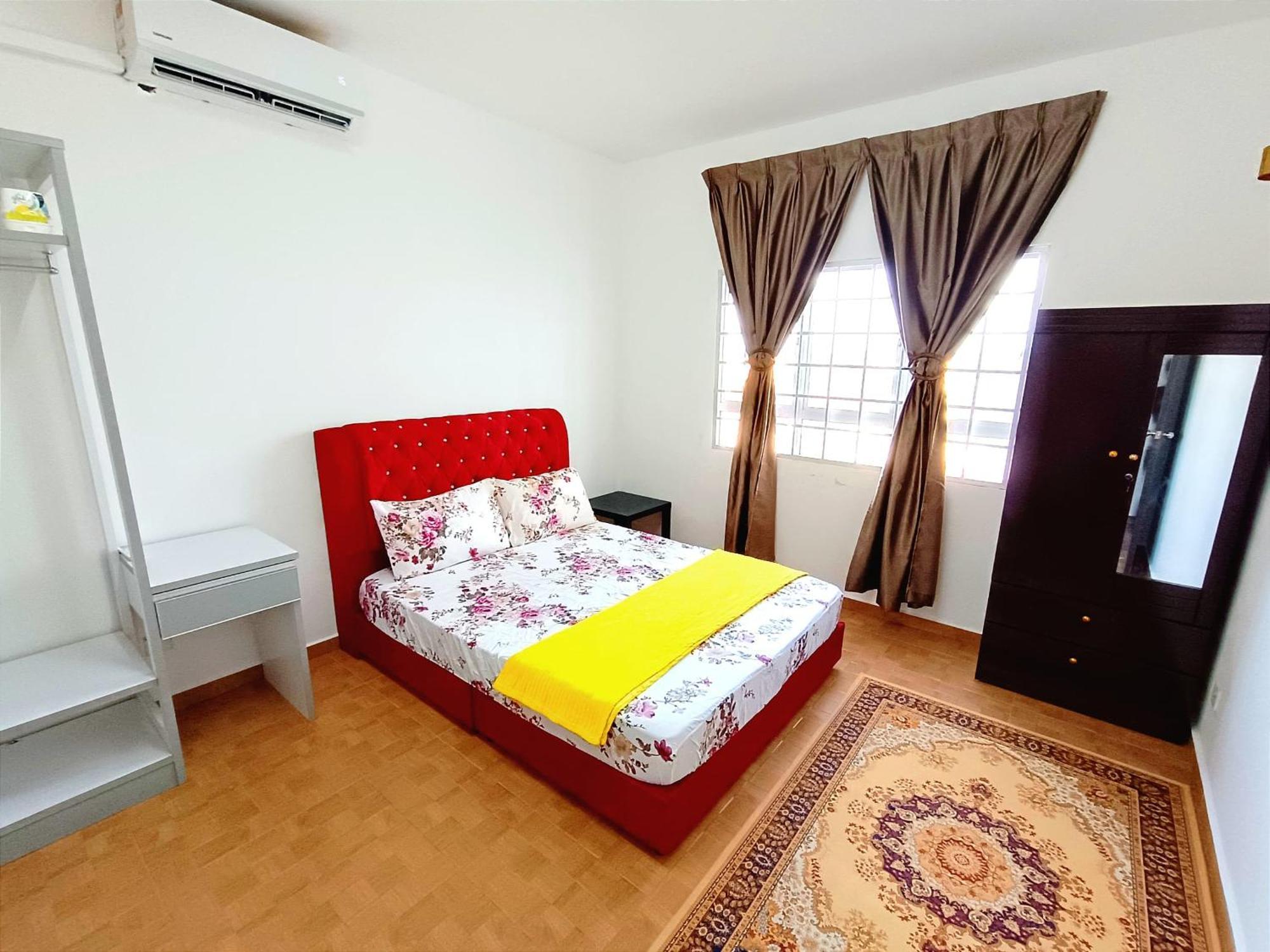 D'Luna Homestay Terengganu Sea View / Drawbrige View / Near Hsnz, Ktcc, Drawbrige Куала Теренгану Екстериор снимка